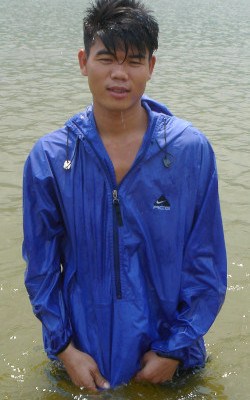 masturbation fun in the lake