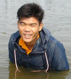 masturbation fun in the lake