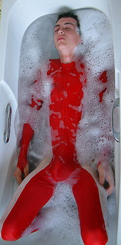 bath in clothes