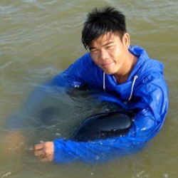 masturbation fun in the lake